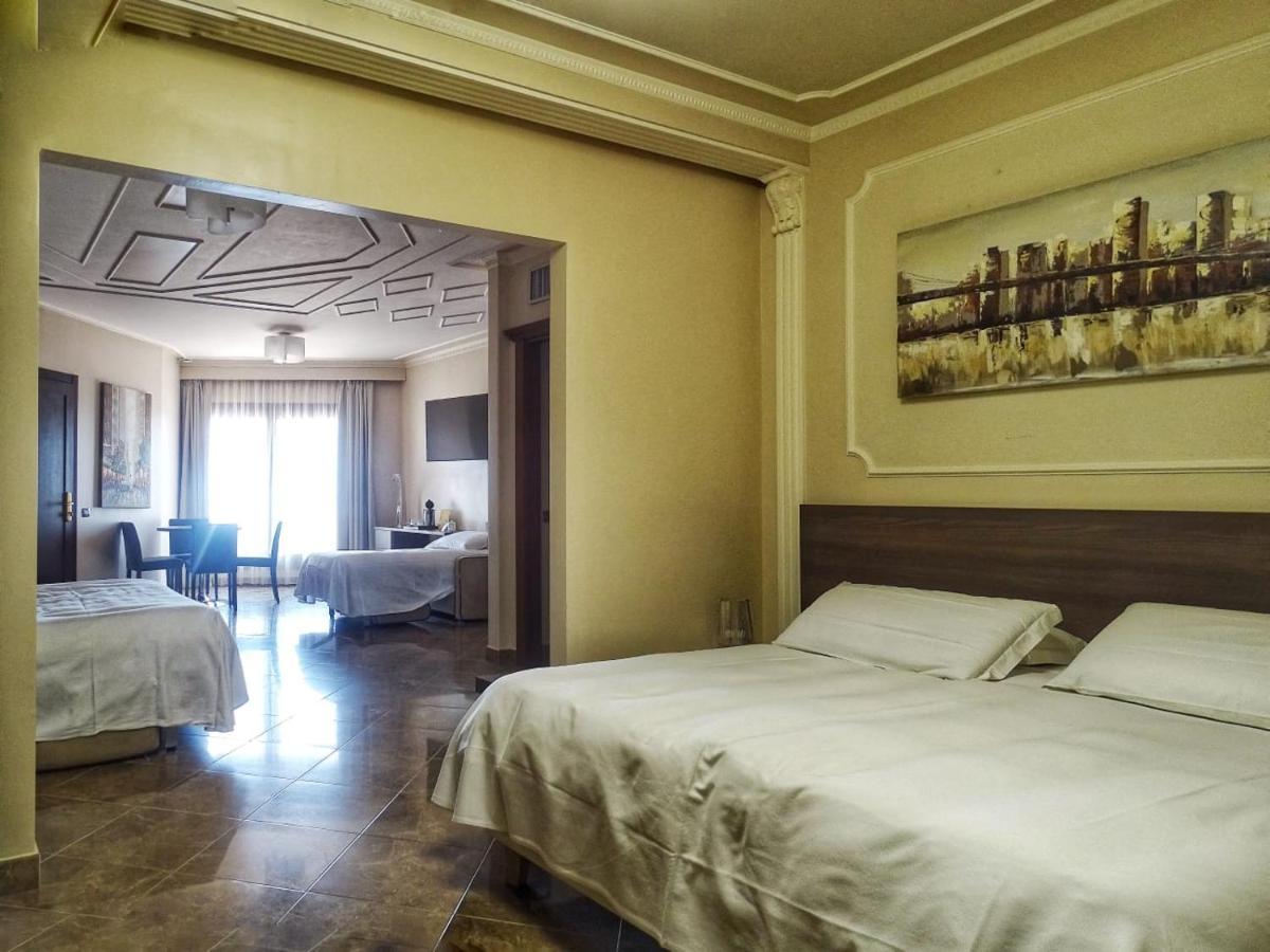 Taormina Panoramic Hotel ภายนอก รูปภาพ